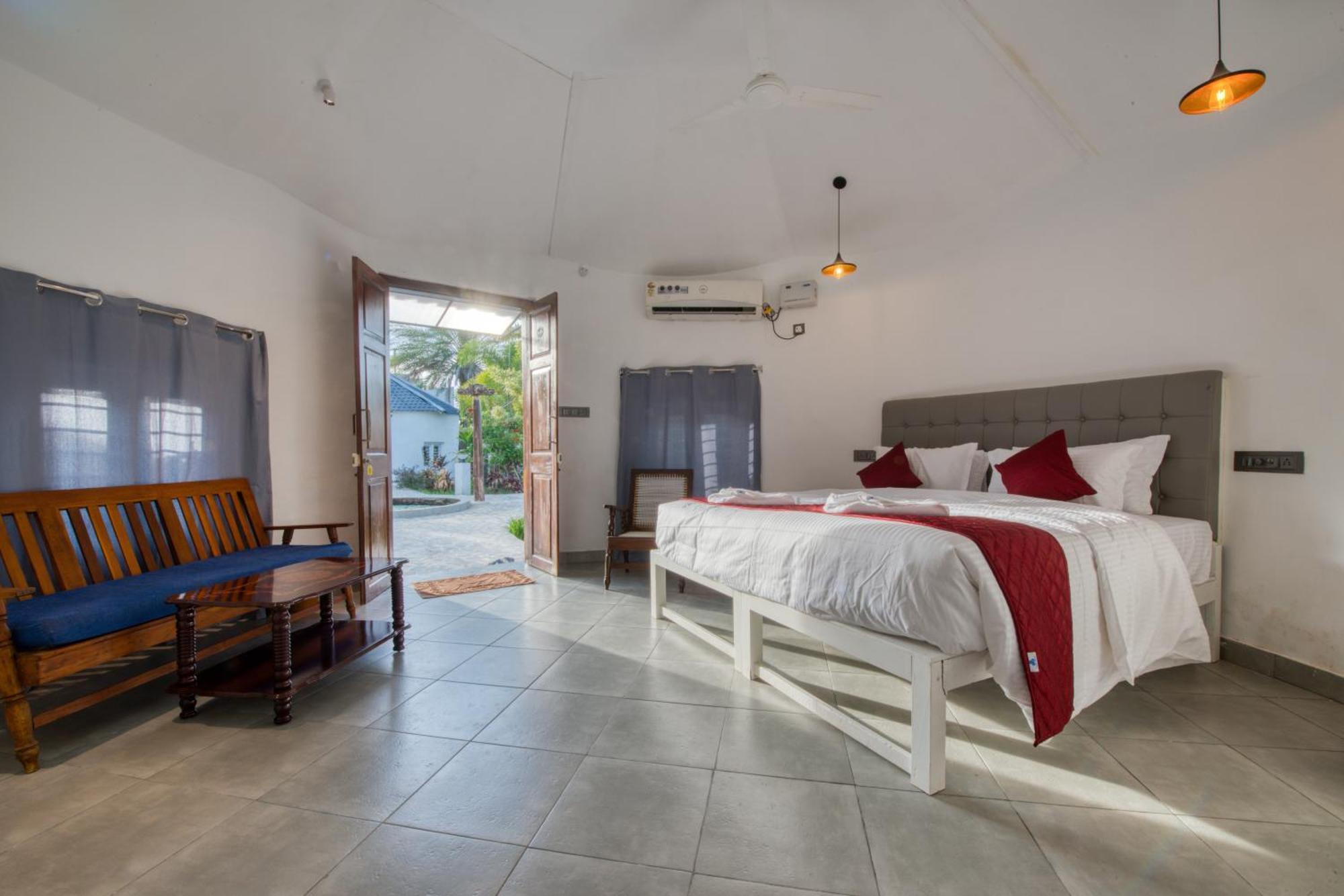 Le Epic Resort Virampattinam Ngoại thất bức ảnh
