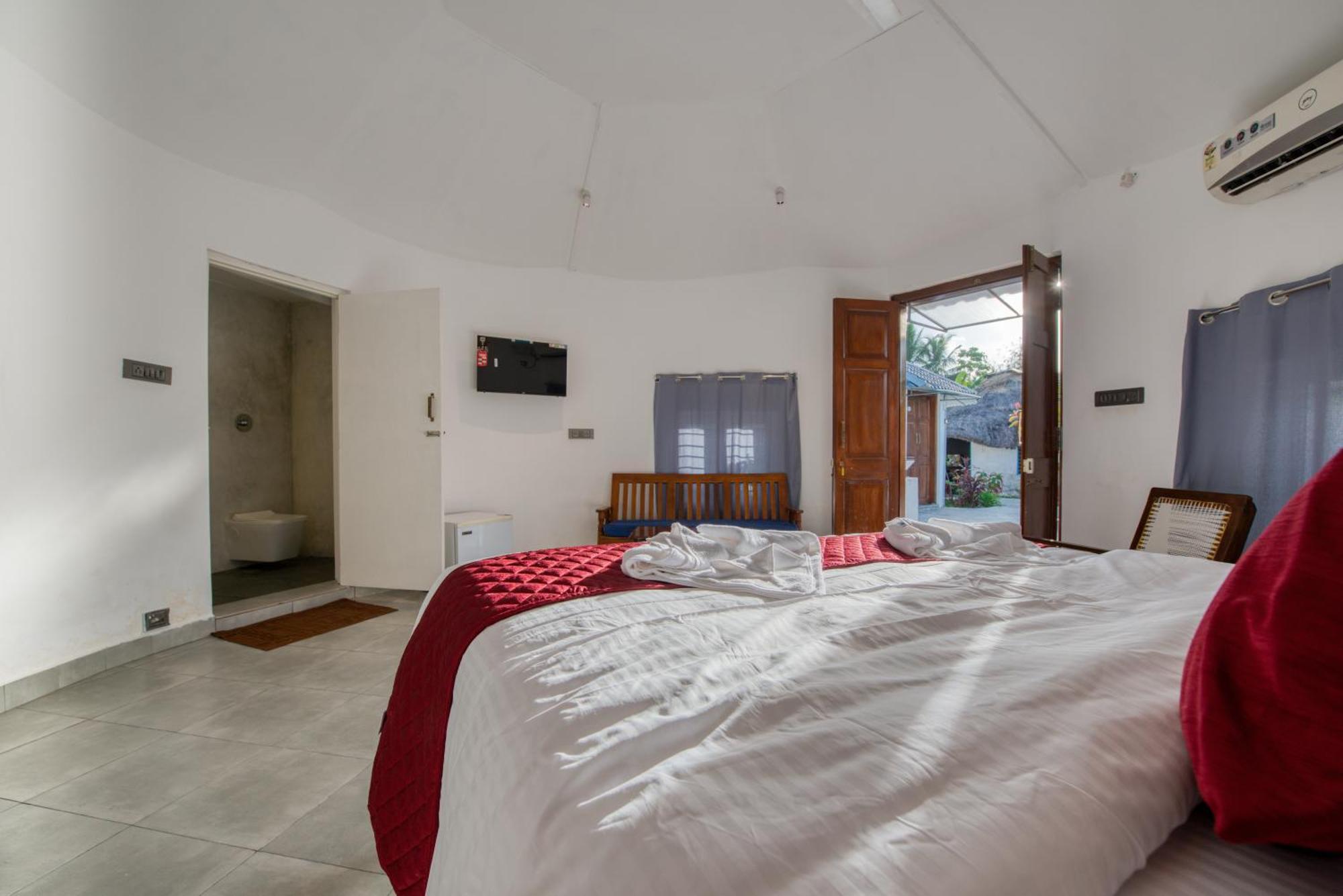 Le Epic Resort Virampattinam Ngoại thất bức ảnh