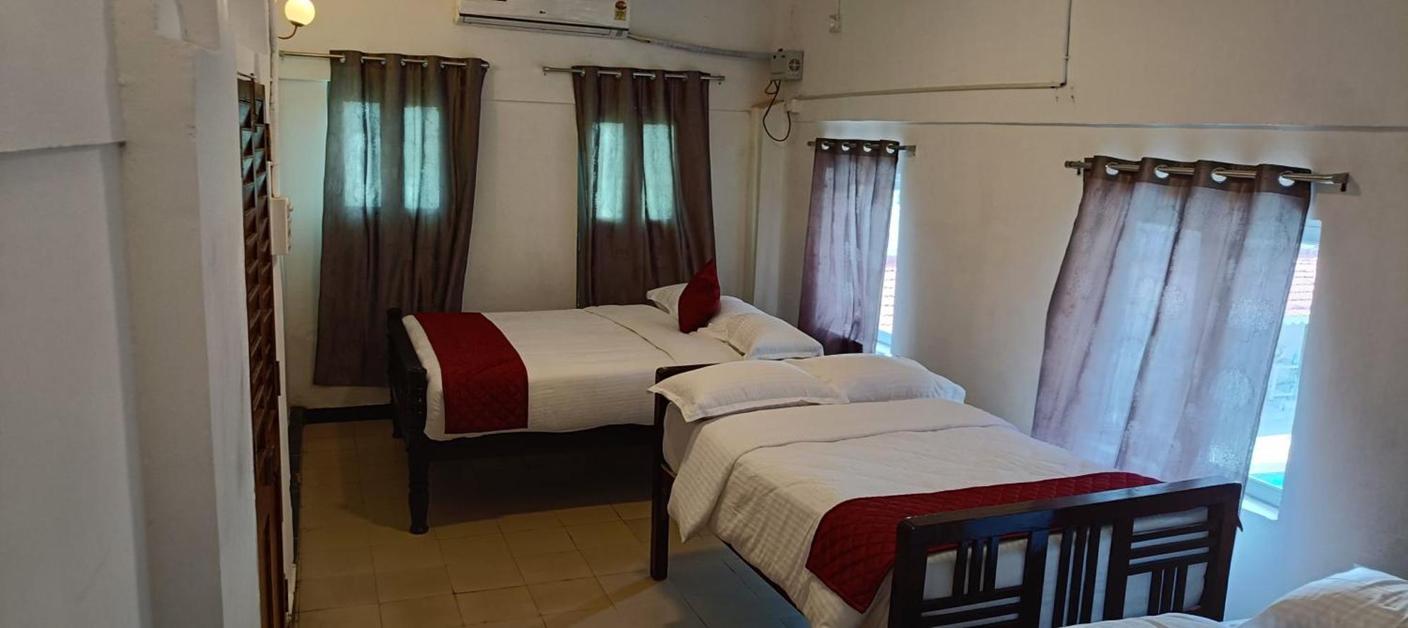 Le Epic Resort Virampattinam Ngoại thất bức ảnh