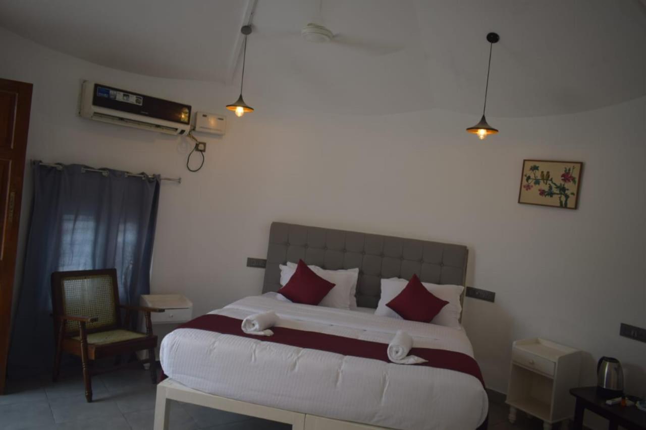 Le Epic Resort Virampattinam Ngoại thất bức ảnh